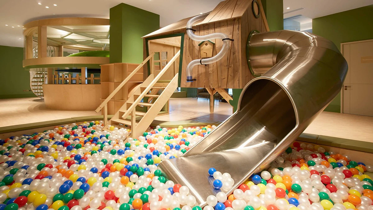 Lắp Đặt Khu Vui Chơi Trẻ Em Theo Tiêu Chuẩn EN 1176:2024 2 Khu vui chơi trẻ em trong nhà