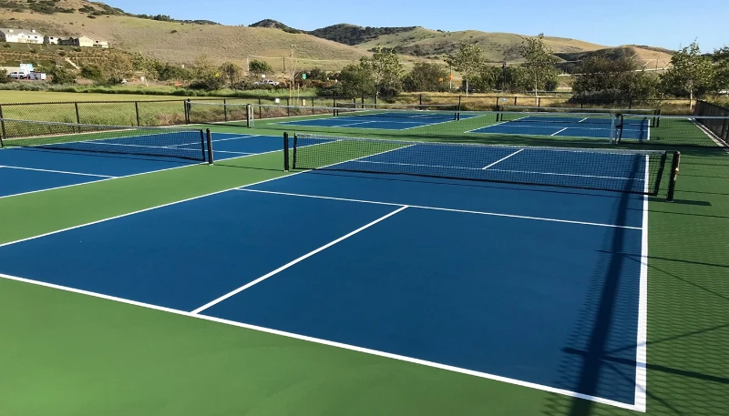 Báo giá sơn sân Pickleball m2 mới nhất 2025 – Vija Sports 1 Trong năm 2025, giá sơn sân pickleball tính theo m2 dao động khá linh hoạt tùy vào loại sơn và yêu cầu kỹ thuật